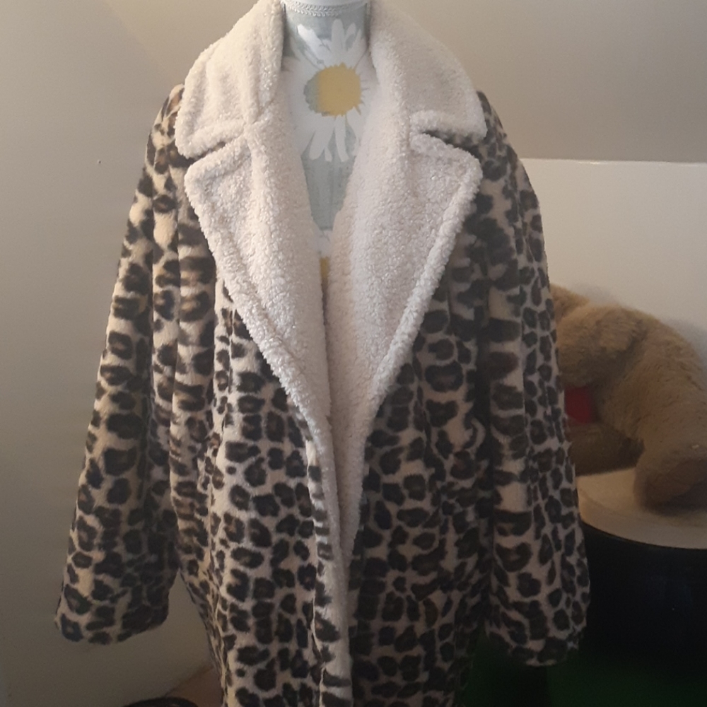 Cozy Gap faux fur Jacket